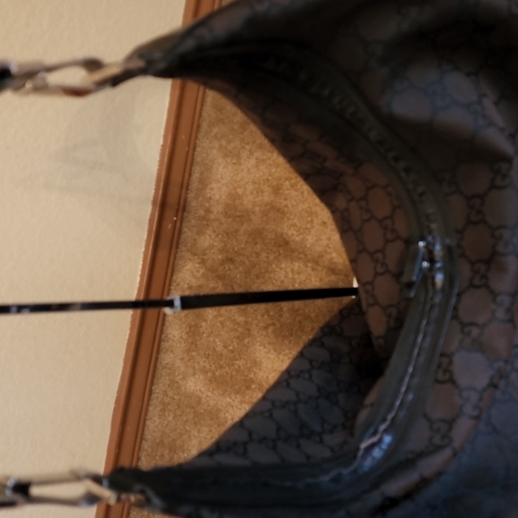 Gucci GG Nylon Extra-large Travel Hobo Bag - Picture 9 of 16